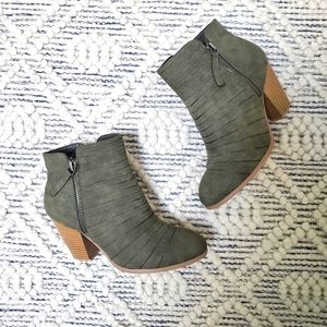 JustFab Catur Faux Suede Block Heel Chunky Western Booties Olive Green Size 6.5